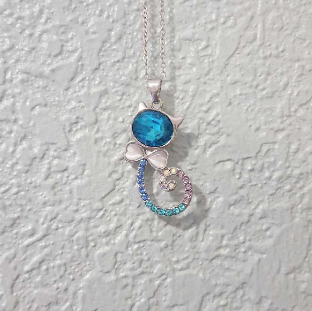 jeweled kitty necklace